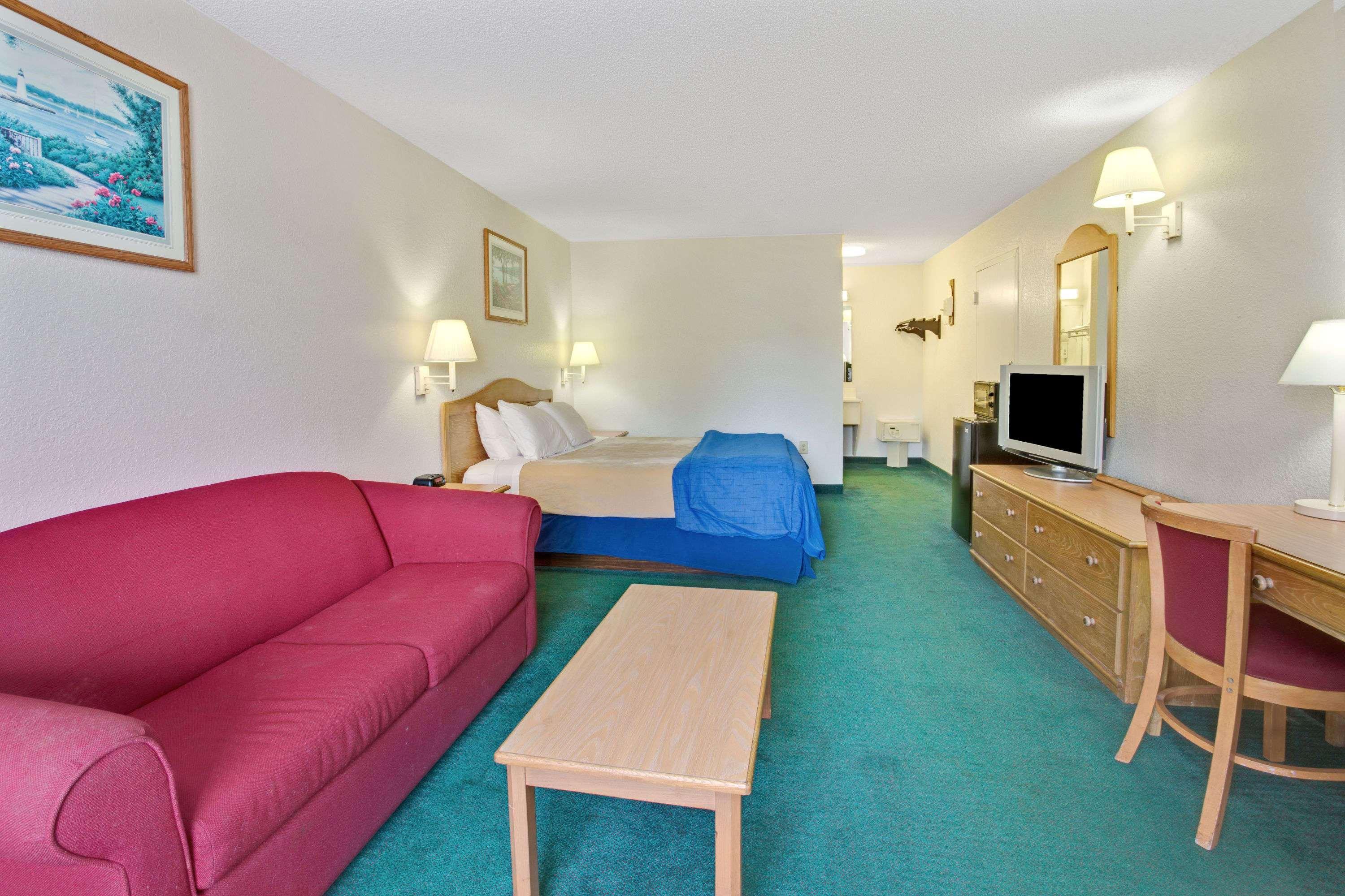 Travelodge Suites By Wyndham Macclenny I-10 Eksteriør billede