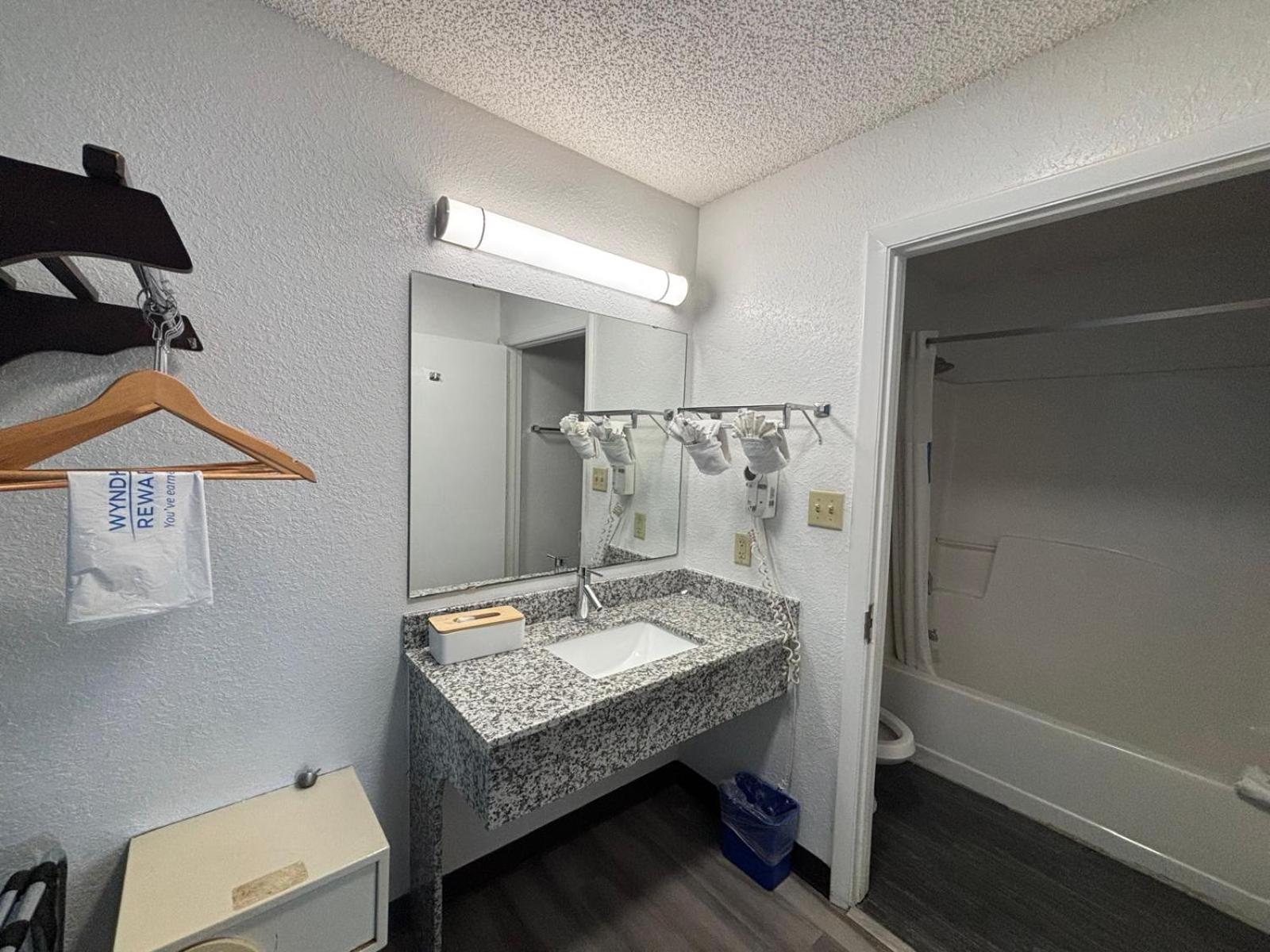 Travelodge Suites By Wyndham Macclenny I-10 Eksteriør billede